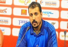 هل يقاطع مدرب اتحاد طنجة الصحافة ؟