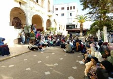 القصر الكبير : انعدام النقل يفضي إلى احتجاجات عارمة 
