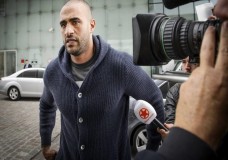 استهزاء بدر هاري من رغبة جمال بن صديق في مواجهته