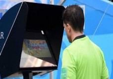 تقنية VAR تدخل الملاعب المغربية