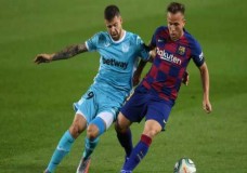 برشلونة تتطلع لاحتلال الصدارة في الدوري الإسباني لكرة القدم  !