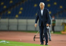 خاليلوزيتش يبعد منتخب المغرب عن 