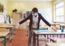 دراسة: فتح المدارس لا يزيد حجم الإصابة بالفيروس