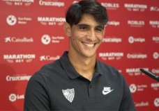 ذهاب نصف نهاٸي كأس الملك.. النصيري وبونو يتفوقان مع إشبيلية علی برشلونة