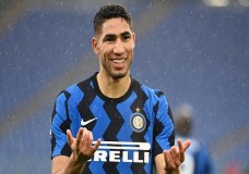 حكيمي لاعب سان جرمان يتألق في أدائه 
