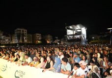 الحسيمة: تهميش الفنانين المحليين : أزمة مستمرة وسط مهرجانات الصيف!