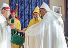 الملك يستقبل الطالبي العلمي وولد الرشيد