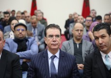 تلاميذ جماعة عبد الغاية السواحل بدائرة كتامة في مسيرة احتجاجية   للمطالبة بحقهم في الماء داخل المؤسسات التعليمية