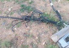  أسلاك كهربائية مكشوفة تهدد سلامة المواطنين بالحسيمة وتساؤلات حول غياب تدخل الشركة الجهوية