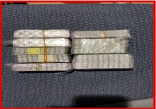 طنجة: توقيف سيدتين يشتبه في تورطهما في حيازة وترويج المخدرات 